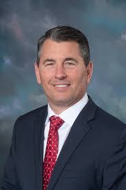 Cary Bennett's Instagram, Twitter & Facebook