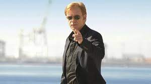 Of <('_')> putting on sunglasses, horatio caine style. ØªØ±Ù†ÙŠÙ…Ø© Ø§Ø¹Ø¯ Ø§Ù„Ø§ØªØµØ§Ù„ Ø³Ù„ÙˆÙƒ Horatio Caine Glasses Alsanapropertyinvestments Com