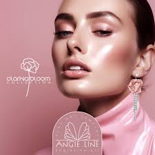 Vanessa Freire (@vanessafreire)