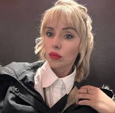 Rising Stars: Meet Caroline Ryder of Los Angeles