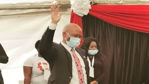 The office of the chief justice has announced that chief justice mogoeng mogoeng has taken long leave with effect from 1 may 2021. Social Media Abuzz After Mogoeng Mogoeng Delivers A Prayer Sabc News Breaking News Special Reports World Business Sport Coverage Of All South African Current Events Africa S News Leader