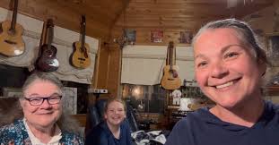 Fill My Cup Lord 2020 Lanee, Lee, Tammy We are the Lord's vessels!