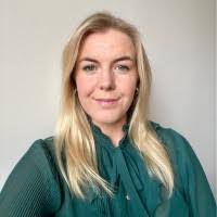 Anna Coburn's Instagram, Twitter & Facebook