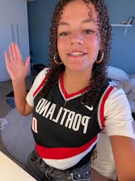 Lois dekkerr gaat weer live! Volg nu!