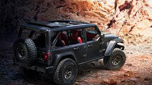 If enough customers show interest in a gladiator 392. Jeep Teases Production 2022 Wrangler With 392 Hemi V8 In New Video