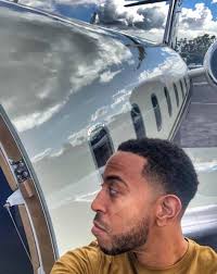 La it's been real! West coast to the East Coast! #nappyhairnevercared ✌🏽