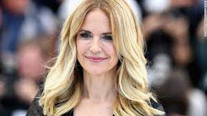 Celebrities are paying tribute to actress kelly preston, who died at 57 after a battle with breast cancer. Kelly Preston Dies After Two Year Battle With Breast Cancer Cnn Video