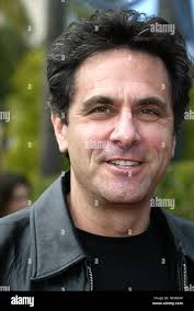 ROBIN THOMAS CLOCKSTOPPERS FILM PREMIERE PARAMOUNT STUDIOS LOS ANGELES USA  17 March 2002 Stock Photo