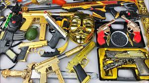 Reviewed in the united states on may 31, 2017. Gold Guns Collection Bb Guns Electronic Weapons And Realistic Rifle Youtube