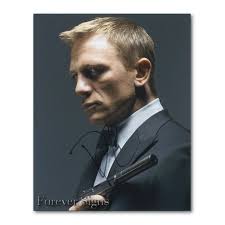 SkyFall Star Daniel Craig James Bond 007 Reprint Signed 8x10 Photo Picture