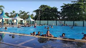 Kolam Renang Mulawarman Balikpapan Wahana Dan Htm 2019 Kolam Renang Kolam Gazebo