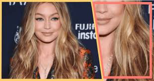 Wavy hair is an asset for the short styles like the trendy textured crop but also brings something special to slick looks and the side part hairstyle. How To Style Natural Wavy Hair Purewow