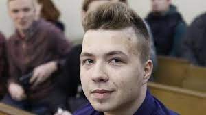 Het vliegtuig met aan boord journalist roman protosevich, was onderweg van griekenland naar litouwen. Wit Russische Dissident Is Overgegaan Tot Bekentenissen De Tijd