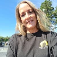 Barbara Renick's Instagram, Twitter & Facebook