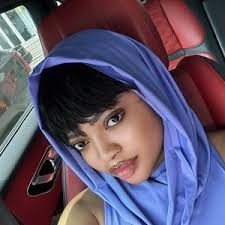 Dara🦋🌙💫🎀 (@darahofficial)