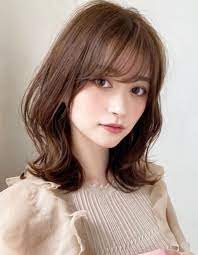 ゆるくびれ大人レイヤーミディアム sh 79 ヘアカタログ 髪型 ヘアスタイル afloat アフロート 表参道 銀座 名古屋の美容室 美容院 髪型 ヘアスタイリング レイヤー ミディアム