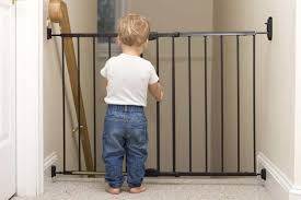 13 Best Baby Gates For Stairs With Banisters Reviews 2021