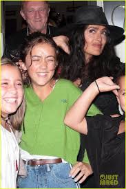 Her father's of lebanese descent & her mother's of mexican/spanish ancestry. Salma Hayek Daughter Valentina Strike A Pose After Dinner Photo 4129220 Francois Henri Pinault Salma Hayek Salma Hayek Pinault Valentina Pinault Pictures Just Jared