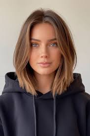 Looking for a long haired model for a training day at 11am at Supercuts  Swindon! Fully qualified and free of charge 🙂