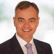 Four Seasons Yachts bolsters shoreside talent with seven new hires