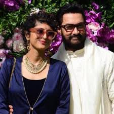 Aamir khan and his second wife kiran rao announce divorce after 15 year of married life kpw 89. Aamir Khan Kiran Rao S 15th Anniversary Family Pics To Starring In Each Other S Films See Happy Moments Pinkvilla