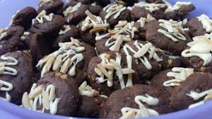 Sebaik2nya, biarkan biskut betul2 sejuk baru makan dan rasa sendiri kerangupan biskut rangup. Resepi Biskut Ombak Rindu Resepi Adik