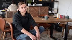 Philipp mickenbecker und sein zwillingsbruder johannes betreiben mit ´the real life guys the real life guys: Youtube Star Philipp Mickenbecker Krebs Im Endstadium News Inland Bild De
