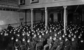 Nei secoli sono stati molti i contatti tra napoletani e spagnoli: Dalla Spagnola Al Covid 19 Cosa Cambia A Distanza Di Un Secolo Metis Magazine