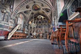 Moastele sfantului gheorghe au fost aduse la biserica sfanta treime, din scheii brasovului, si vor ramane aici pentru totdeauna, spre bucuria credinciosilor din intreaga tara. Biserica Sfanta Treime Atractii In Brasov Brasovtour Com