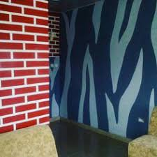 Paint each wall a different colour to have a sense of variety within your room. 35 Room Or Interiot Paintings Made In Ghana Ideas Room Painting Ghana