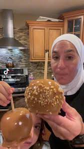 Evelyn Levy (teamcharles80)