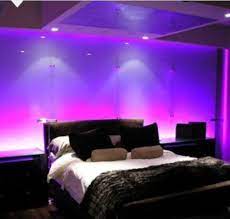 L'attenzione riposta nell'arredamento delle stanze da letto risulta tanto più importante quanto più grandi diventano i figli del nucleo famigliare.specie se si ha a che fare col genere femminile. Awesome Led Lighted Bedroom Camere Da Letto Ragazze Camera Da Letto Per Ragazze Idee Camera Da Letto