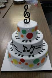 40 Schmackhafte Musik Torten Fur Echte Musikliebhaber Und Musiker Music Cakes Music Themed Cakes Cake