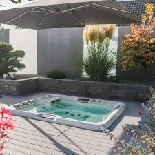 Shop jacuzzi.com for premier hot tubs, saunas, swim spas, bath & shower products. Jacuzzi Im Garten Bullinger Gartengestaltung