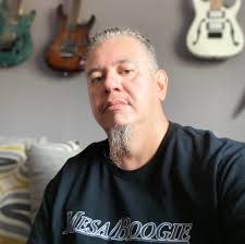 Christian bands with complex songs like Porcupine Tree and The Pineapple  Thief