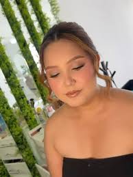 Maquillaje y peinado social con un toque glam que eleva tu estilo al  siguiente nivel. 💫, 📲6677675869, #makeup #makeuphair  #lesliemedranomakeupartist