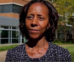 Yvonne Wade Sanchez (@ywsanchez)