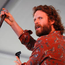 Tidlöst & indiehippt med Father John Misty