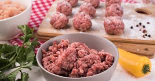 Buat pecinta pedas, tentu membuat bakso mercon sendiri akan lebih sehat daripada jajan di jalanan. Resep Dan Cara Membuat Bakso Mercon Pedas Jajanan Murah Meriah Popmama Com