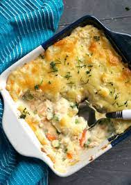 Fish Pie With Mashed Potato Topping An All Time Favourite Classic British Recipe That Brings All The Family Together Potato Toppings Fish Pie Mashed Potatoes