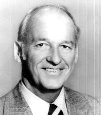 Irving Giles Obituary (2009)