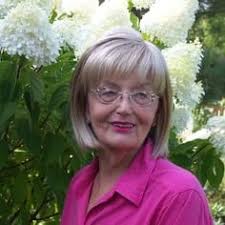 Doreen Howard's Instagram, Twitter & Facebook