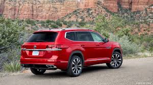 See what power, features, and amenities you'll get for the money. 2021 Volkswagen Atlas Sel Premium 4motion Rear Three Quarter Hd Wallpaper 36