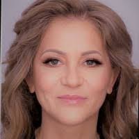 Anna Stepien's Instagram, Twitter & Facebook