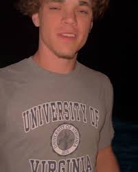 @gagetriplett vs random beach guy doing body shots only. Gage won. ,  #fights #streetfight #beach