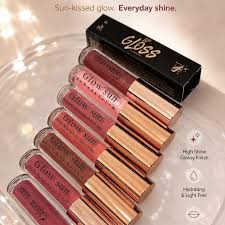 Lipgloss NY معاكي في المصيف وعلى البحر عشان تقدري تجددي اللوك بتاعك بكل  سهولة! 🔥💦 #NY_Lipgloss #مصيف #بحر #صيف_2026 #Skincare SummerVibes جمالك  تألير LipGloss