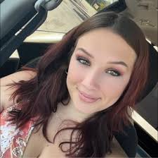 How many snails for a 20 gallon freshwater aquarium?