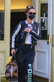 Bella hadid's best outfits & fashion. Bella Hadid Street Style Ny 02 16 2021 Celebmafia