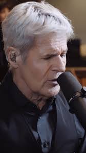 Claudio Baglioni updated his profile...