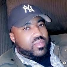 Travis Harmon's Instagram, Twitter & Facebook